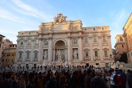 Neapol, Rzym, Watykan 2024